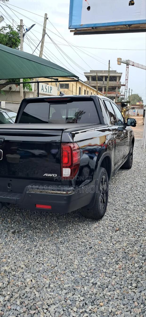 Honda Ridgeline Black Edition AWD Crew Cab 125.2 in. WB 2017 Black