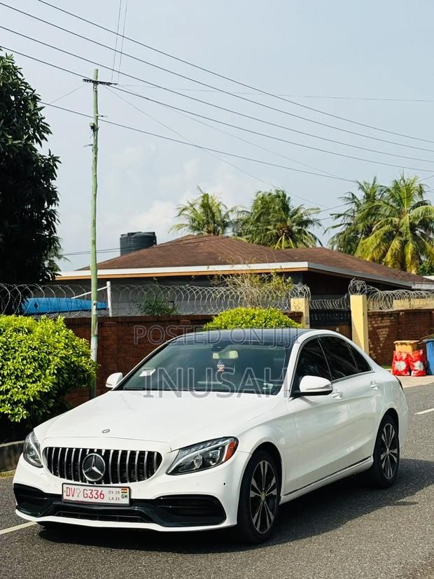 Mercedes-Benz C300 Sport 4Matic Sedan AWD (2.0L 4cyll 7A) 2016 White
