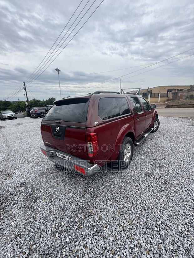 Nissan Navara 2.5 dCi 2008 Red