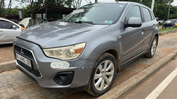 Mitsubishi Outlander 2.0 PHEV AWD 2014 Gray