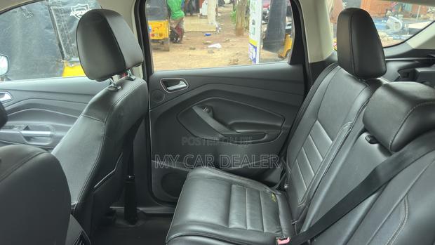 Ford Escape Titanium 4dr SUV (1.6L 4cyl Turbo 6A) 2015 Black