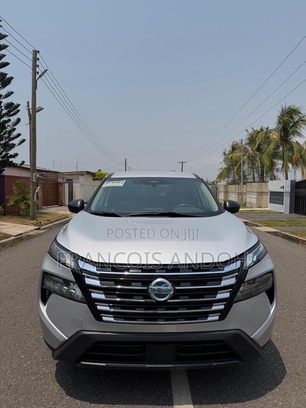 Nissan Rogue SL 2024 Silver
