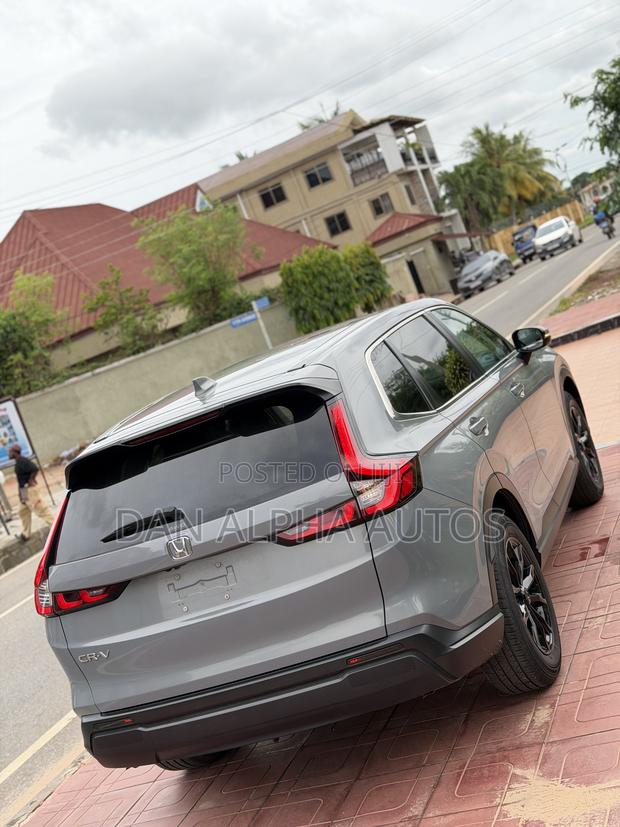 Honda CR-V EX AWD 2025 Gray
