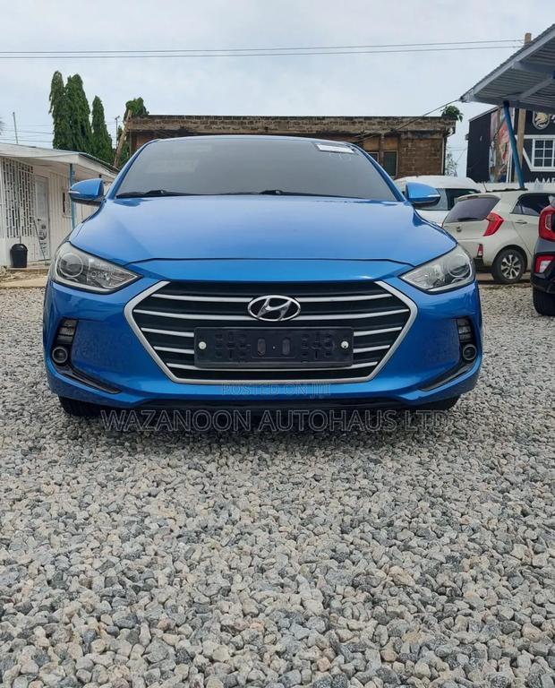 Hyundai Avante 2017 Blue