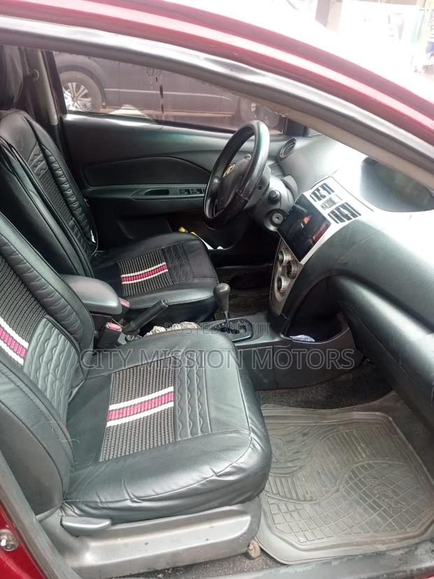 Toyota Yaris 2010 Red