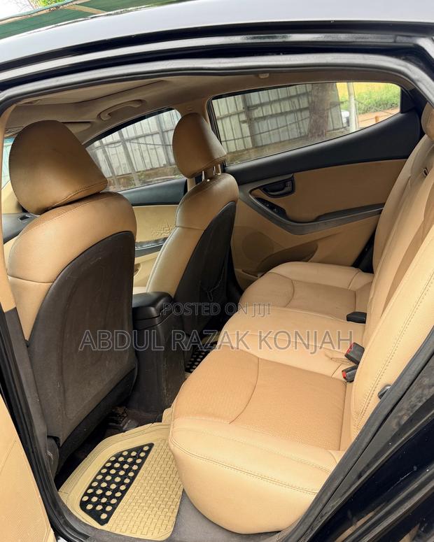 Hyundai Elantra 2013 Black
