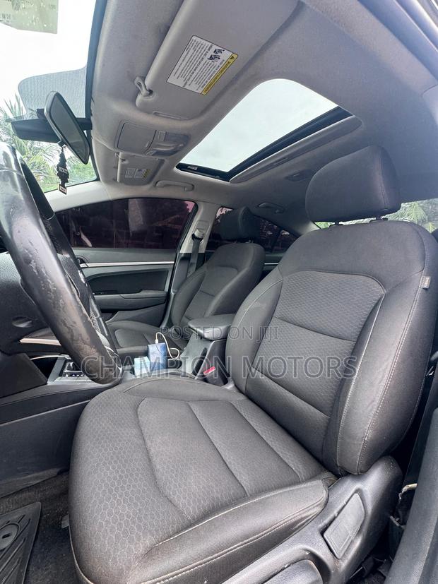 Hyundai Elantra 2020 Black