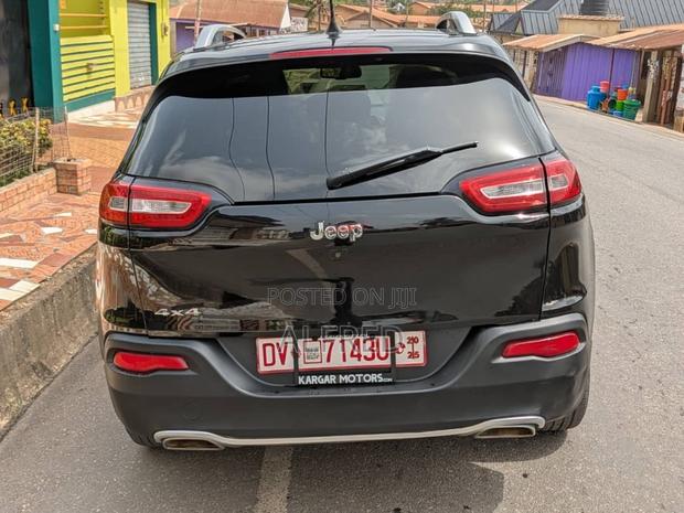 Jeep Cherokee Limited 4x4 2016 Black