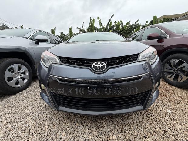 Toyota Corolla S 4dr Sedan (1.8L 4cyl CVT) 2015 Gray
