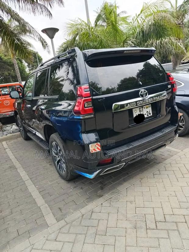 Toyota Land Cruiser Prado 2.4 Petrol 2024 Black