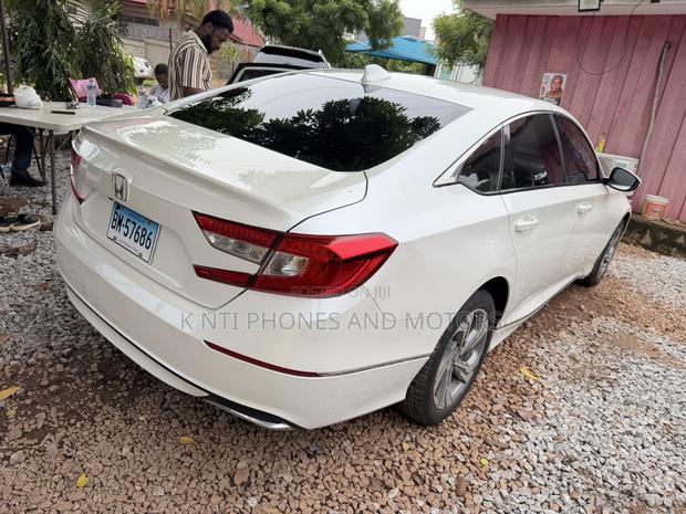 Honda Accord Sport (1.5L 4cyl Turbo 6M) 2019 White