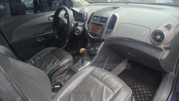 Chevrolet Sonic 2014 Blue