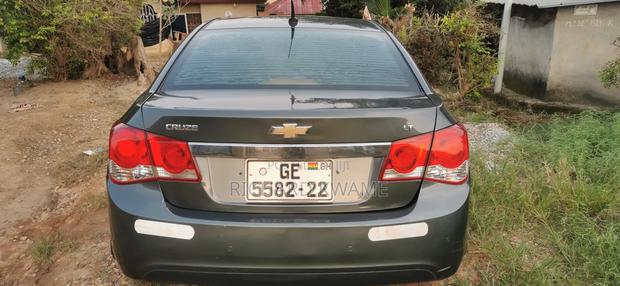 Chevrolet Cruze 2012 Gray