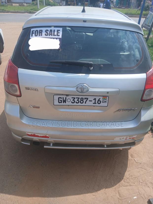 Toyota Matrix 2010 Gray