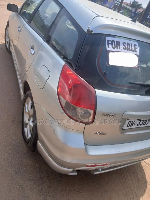 Toyota Matrix 2010 Gray