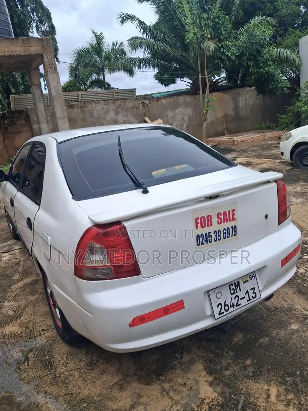 Kia Spectra 2002 White