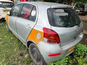 Toyota Yaris Base Hatchback 5dr 2010 Silver for sale