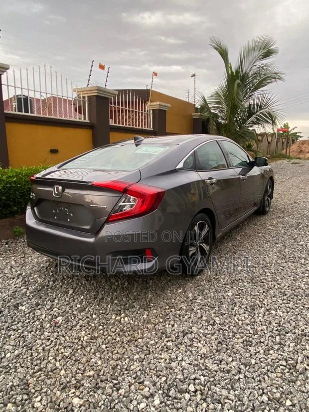 Honda Civic 2016 Silver