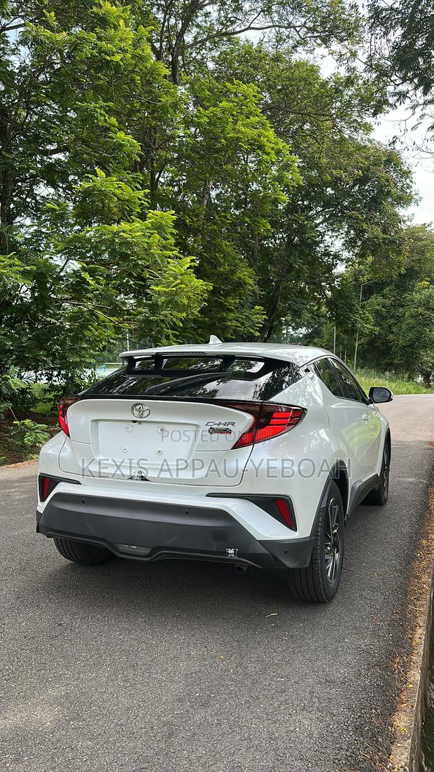 Toyota C-HR 2021 White