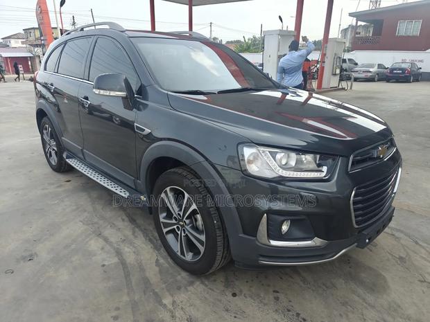 Chevrolet Captiva 2018 Gray