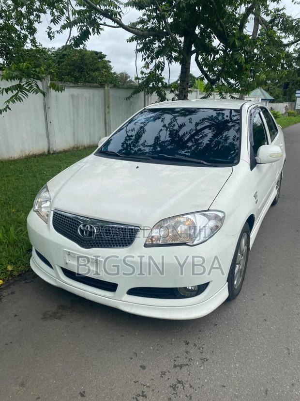 Toyota Vios 2010 White