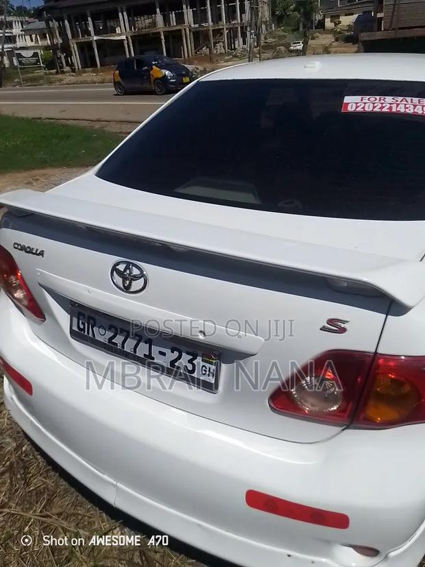 Toyota Corolla LE 4dr Sedan (1.8L 4cyl 4A) 2013 White