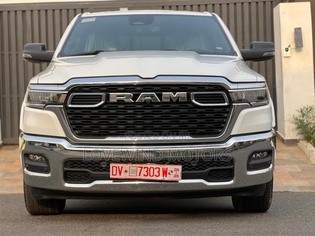 Dodge RAM 2023 White