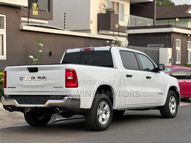 Dodge RAM 2023 White