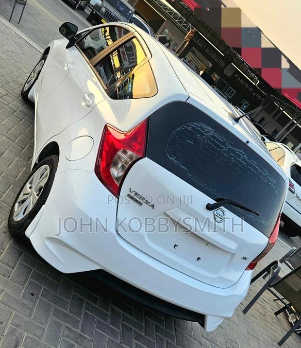 Nissan Versa 1.6 S 2016 White