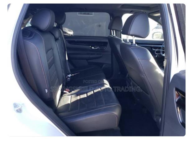 Honda CR-V 2025 White