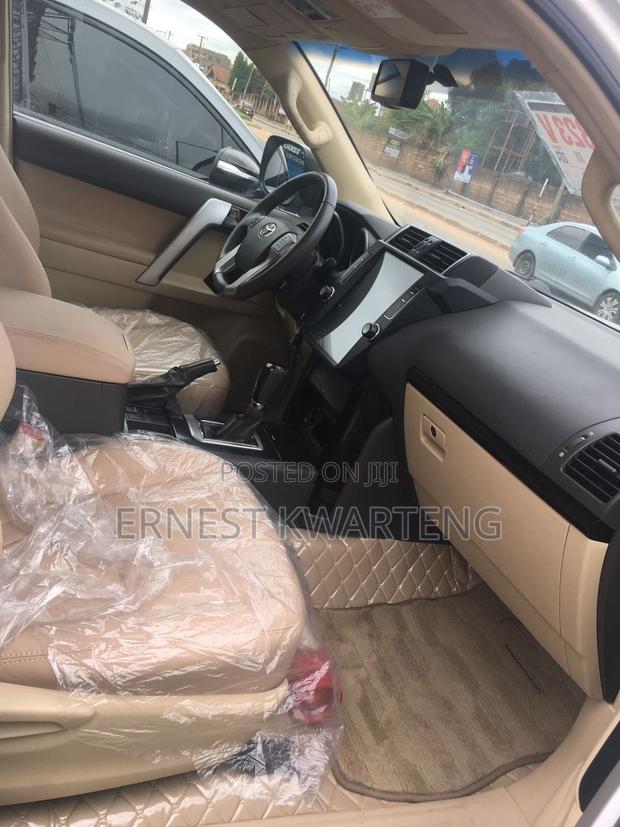Toyota Land Cruiser Prado 2.7 2018 White