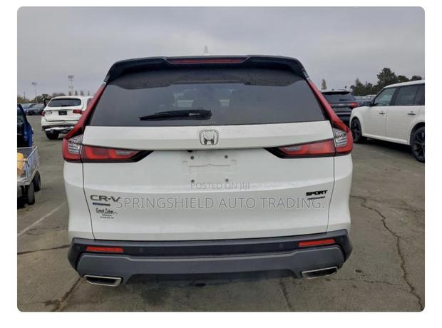Honda CR-V 2024 White