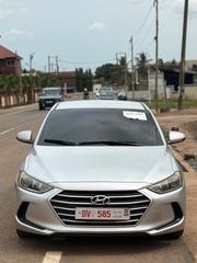 Hyundai Elantra SE Sedan FWD (2.0L 4cyl 6M) 2017 Gray for sale