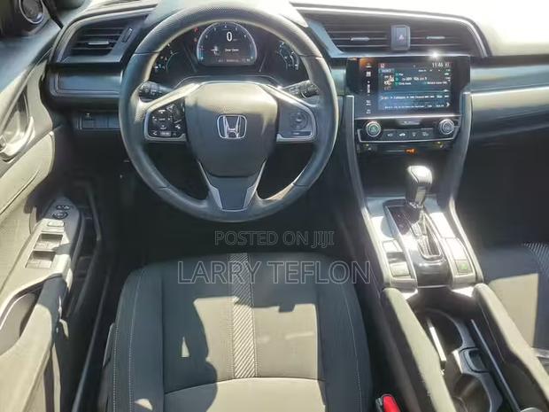 Honda Civic EX Sedan 2018 White