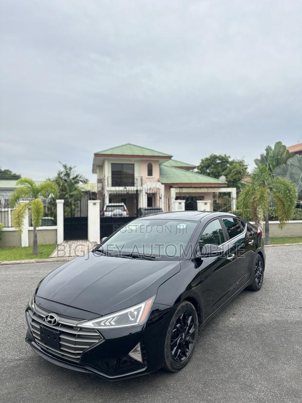 Hyundai Elantra Limited 2019 Black