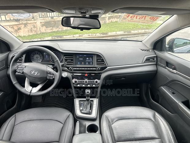 Hyundai Elantra Limited 2019 Black