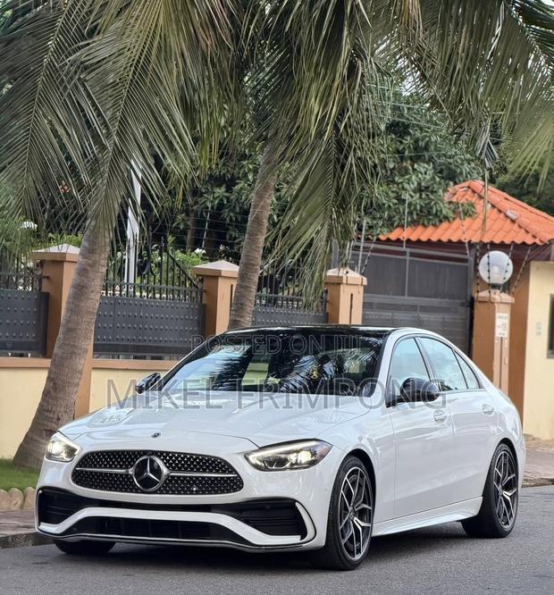 Mercedes-Benz C300 2023 White