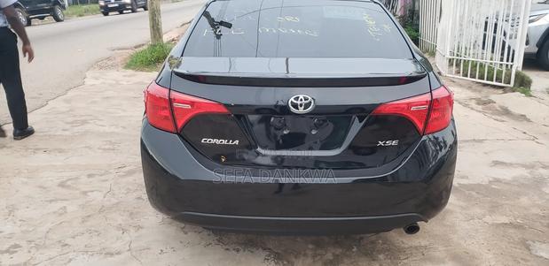 Toyota Corolla 2018 Black