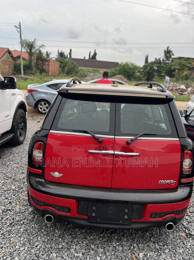 Mini Cooper 2010 Red
