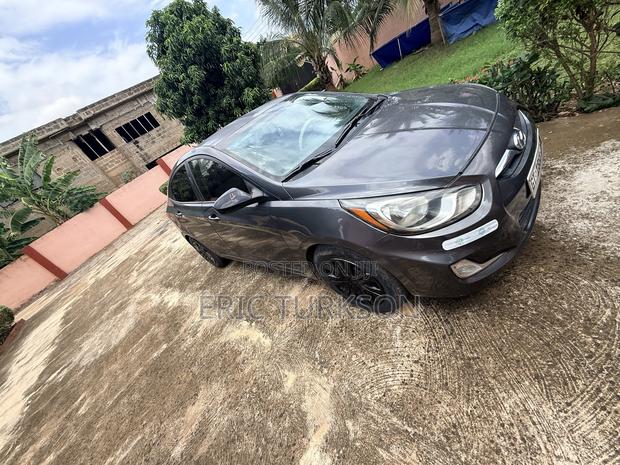 Hyundai Accent GS Automatic 2012 Gray