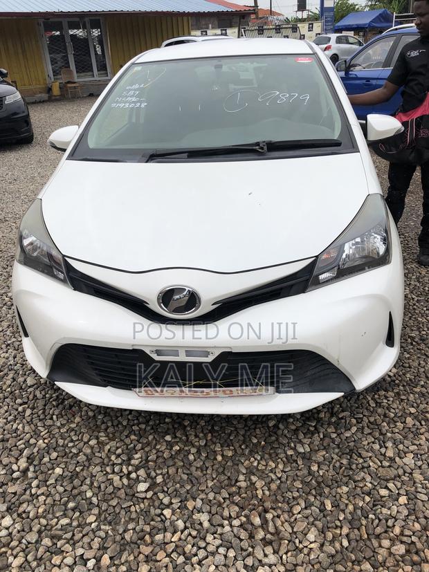 Toyota Vitz 2016 White