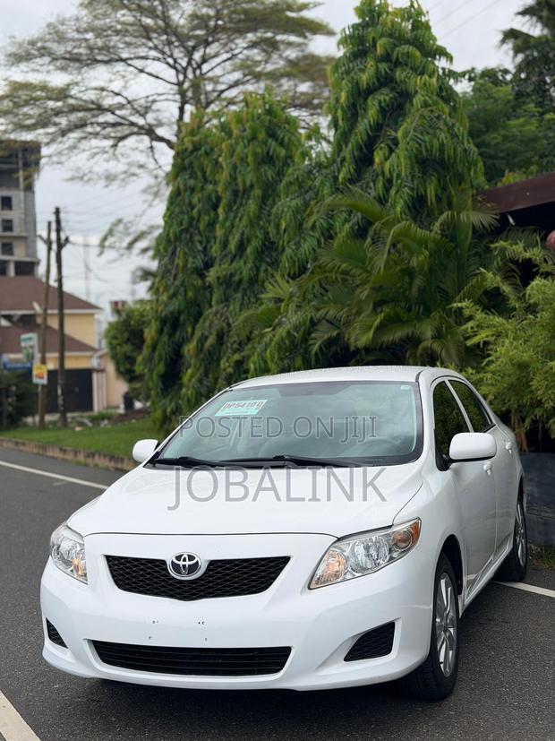 Toyota Corolla 1.8 Advanced 2009 White