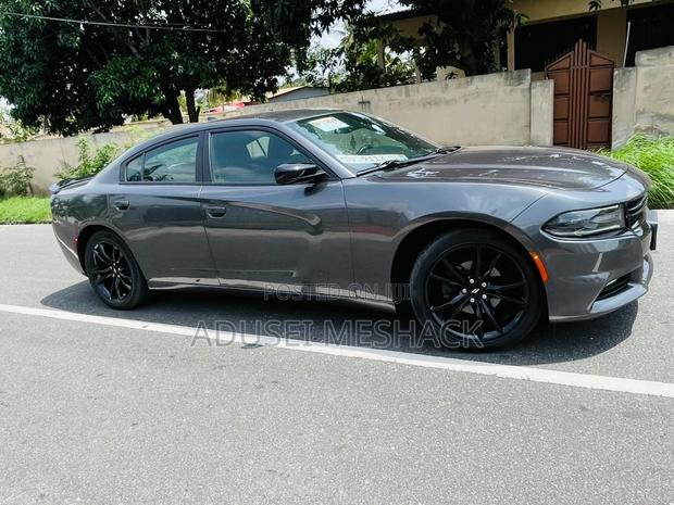 Dodge Charger SRT 392 RWD 2017 Gray