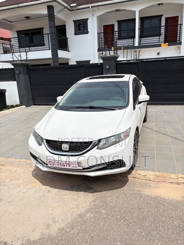 Honda Civic SE 4dr Sedan (1.8L 4cyl CVT) 2015 White