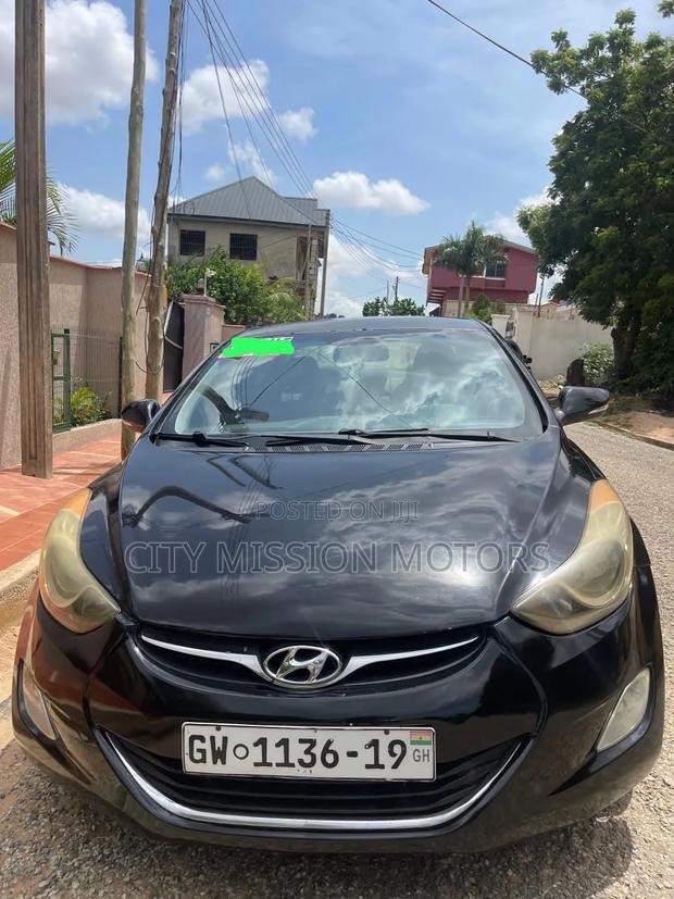 Hyundai Elantra GLS Sedan FWD (1.8L 4cyl 6A) 2013 Black