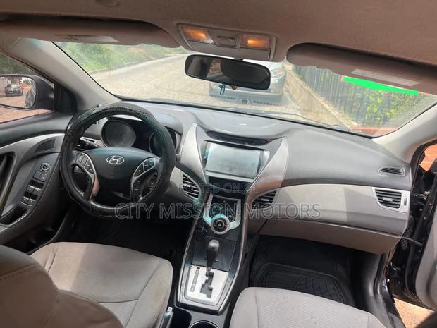 Hyundai Elantra GLS Sedan FWD (1.8L 4cyl 6A) 2013 Black