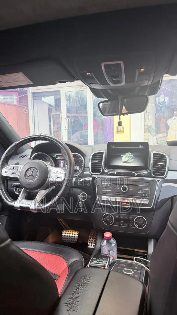 Mercedes-Benz GLE-Class 2017 Gray