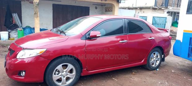 Toyota Corolla 2009 Red
