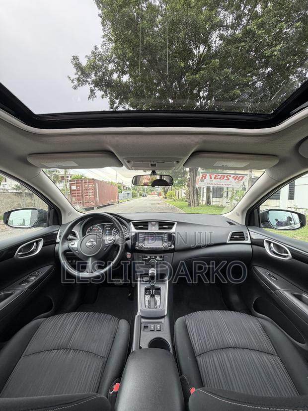 Nissan Sentra SV 2018 Gray