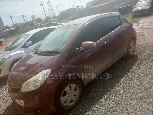 Toyota Vitz 2013 Brown